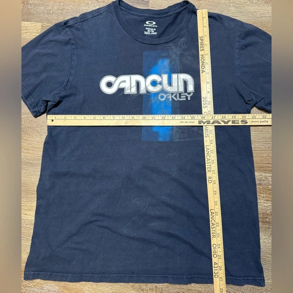 Y2K Oakley‎ T shirt